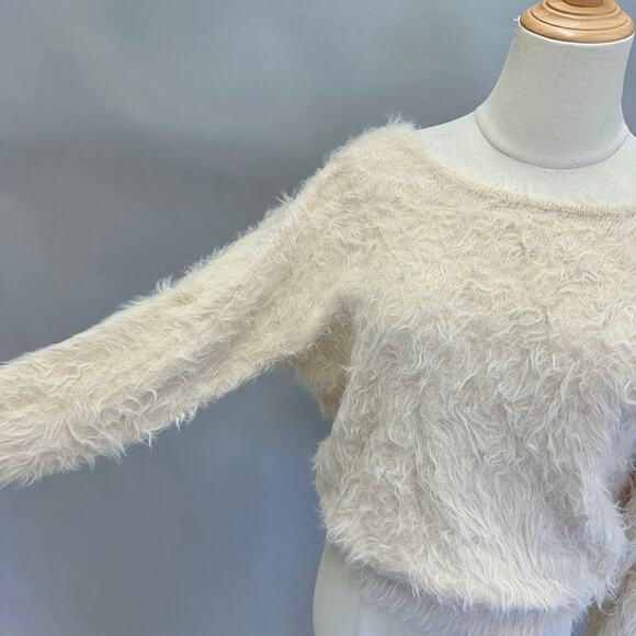 American‎ Eagle ivory eyelash fuzzy crossover back sweater Size Extra Small - Picture 9 of 13